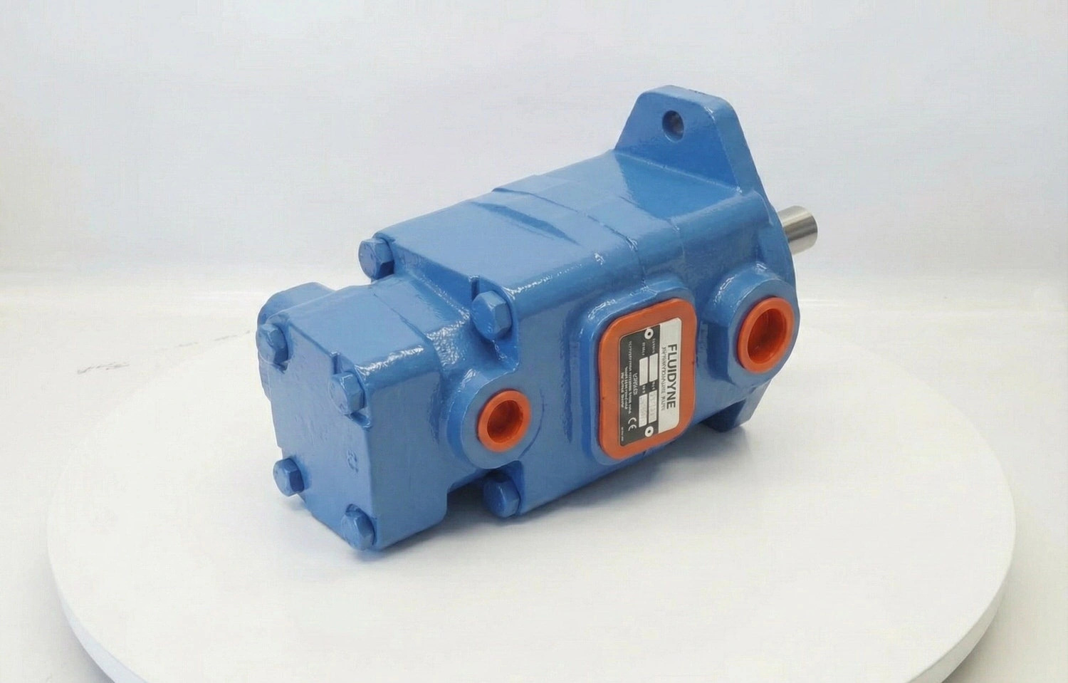 Fluidyne V20NF WF820024 Vane Pump | Replacement for Vickers/Eaton V20NF1D6T238C6G22R 6 GPM | 3 PSI | G1/2" BSPP Straight Thread | 3/4" Keyed Shaft - Image 2